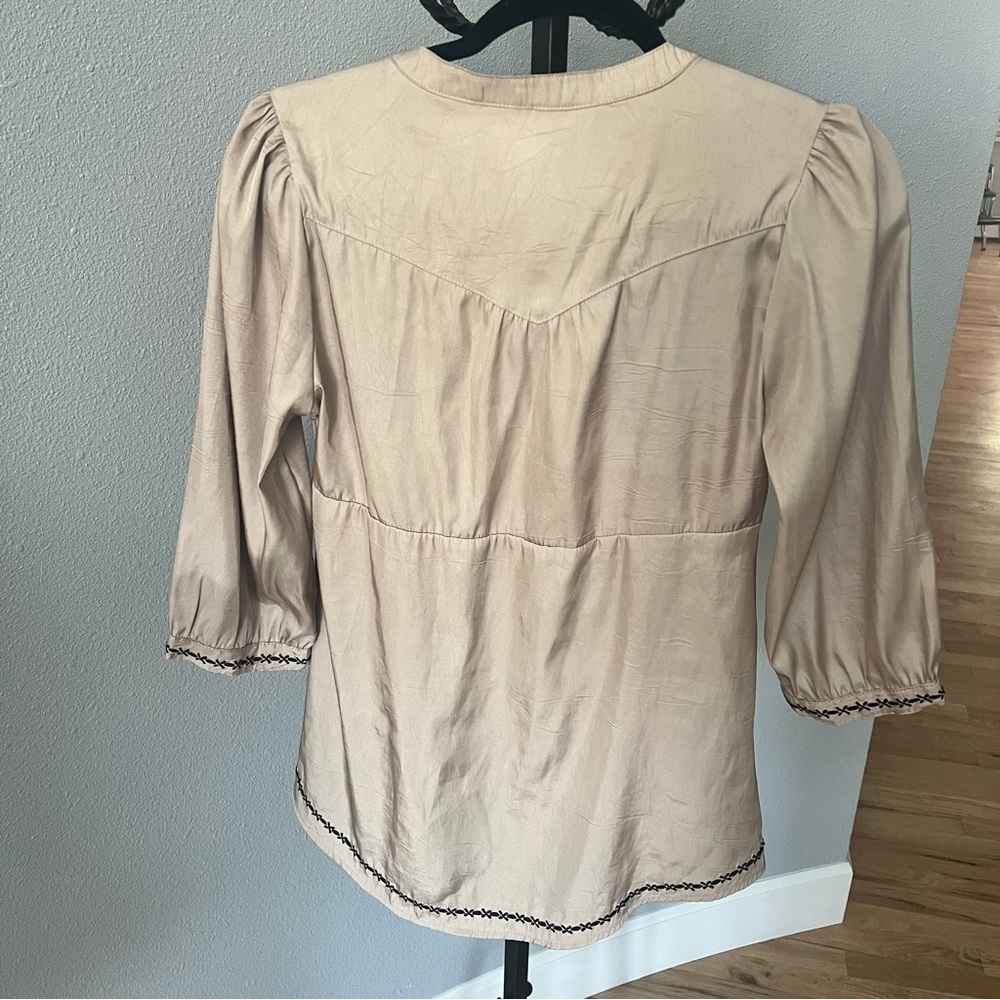 Roper Tan Tunic Blouse with Black Floral Embroidery 3/4 Sleeve - Picture 4 of 9